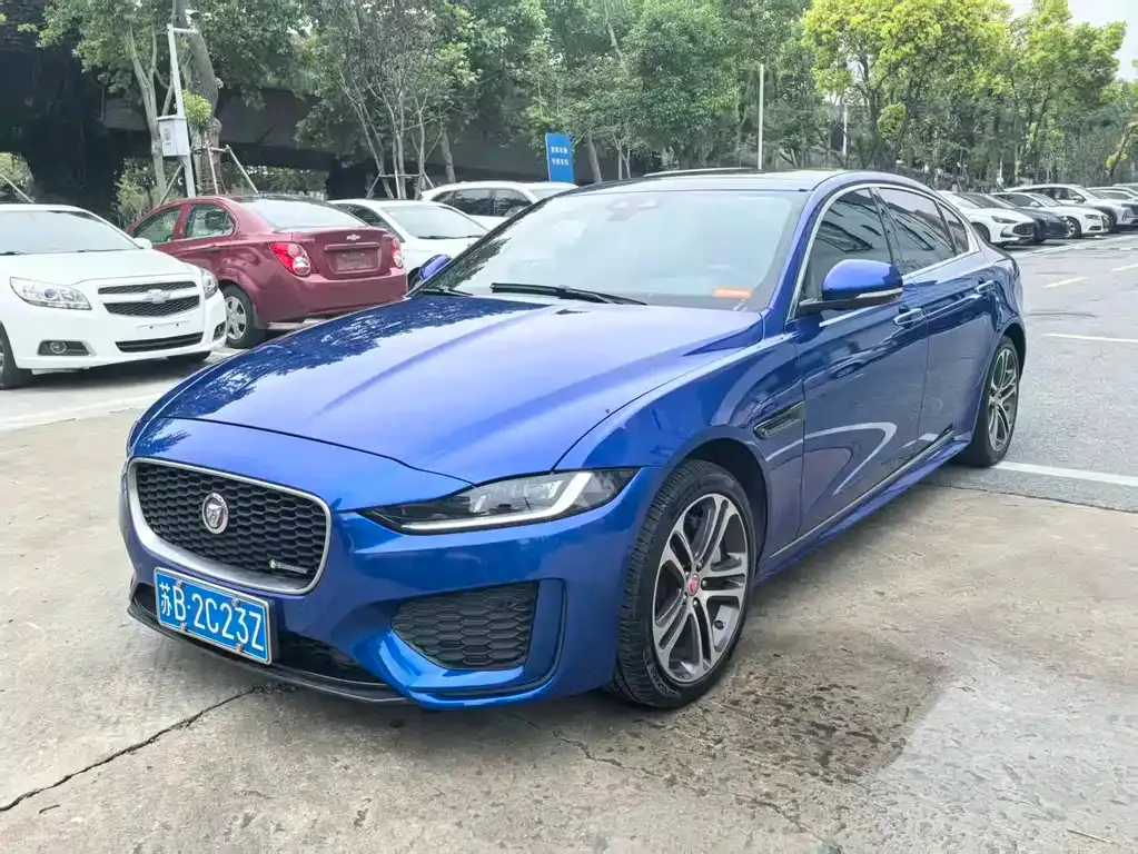 Jaguar XEL — фото 1