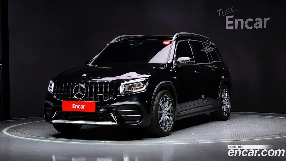 Mercedes-Benz GLB-Class — фото 1