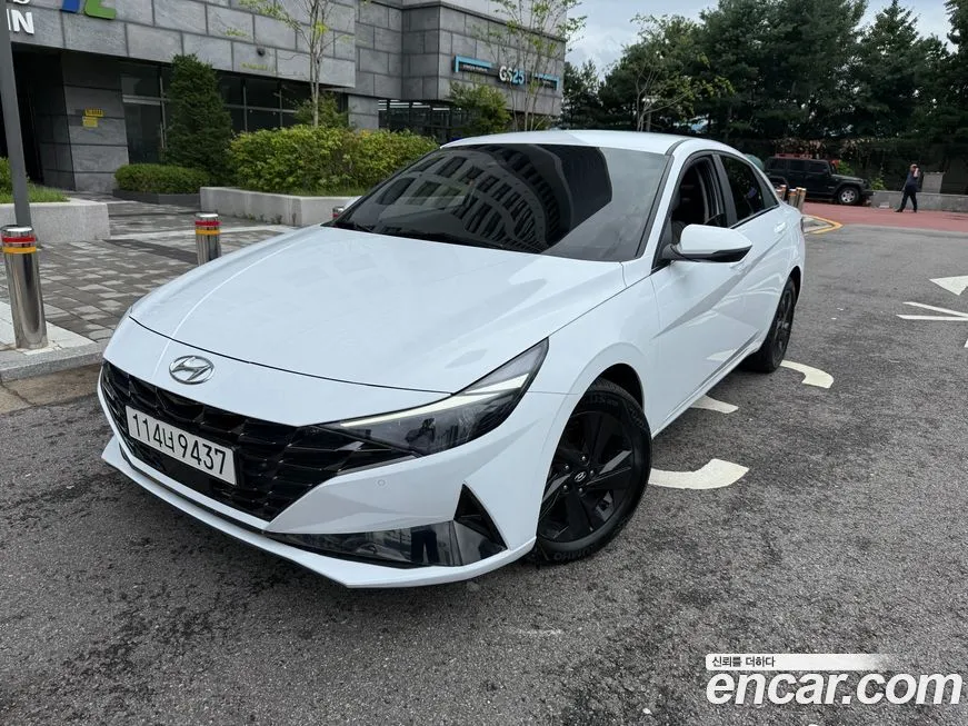 Hyundai AVANTE — фото 1