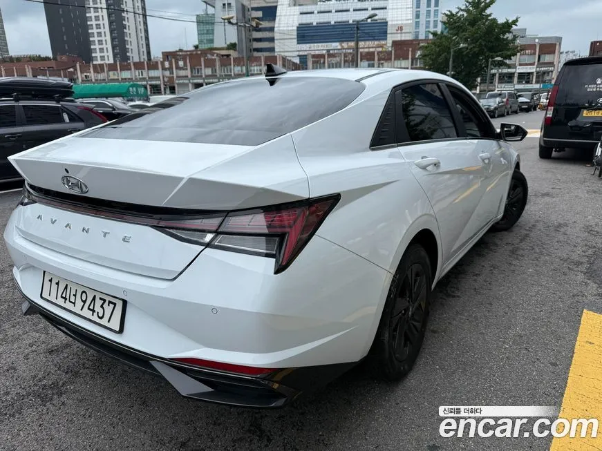 Hyundai AVANTE — фото 4