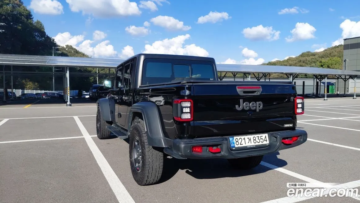 Jeep Gladiator — фото 2