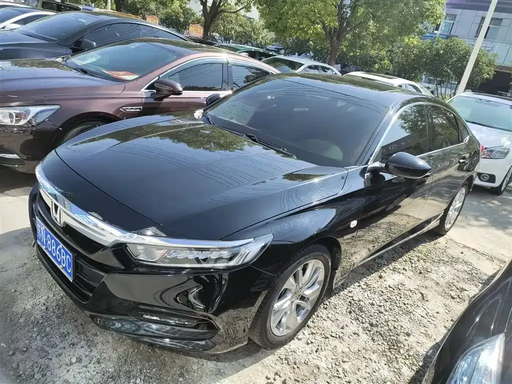 Honda Accord — фото 2