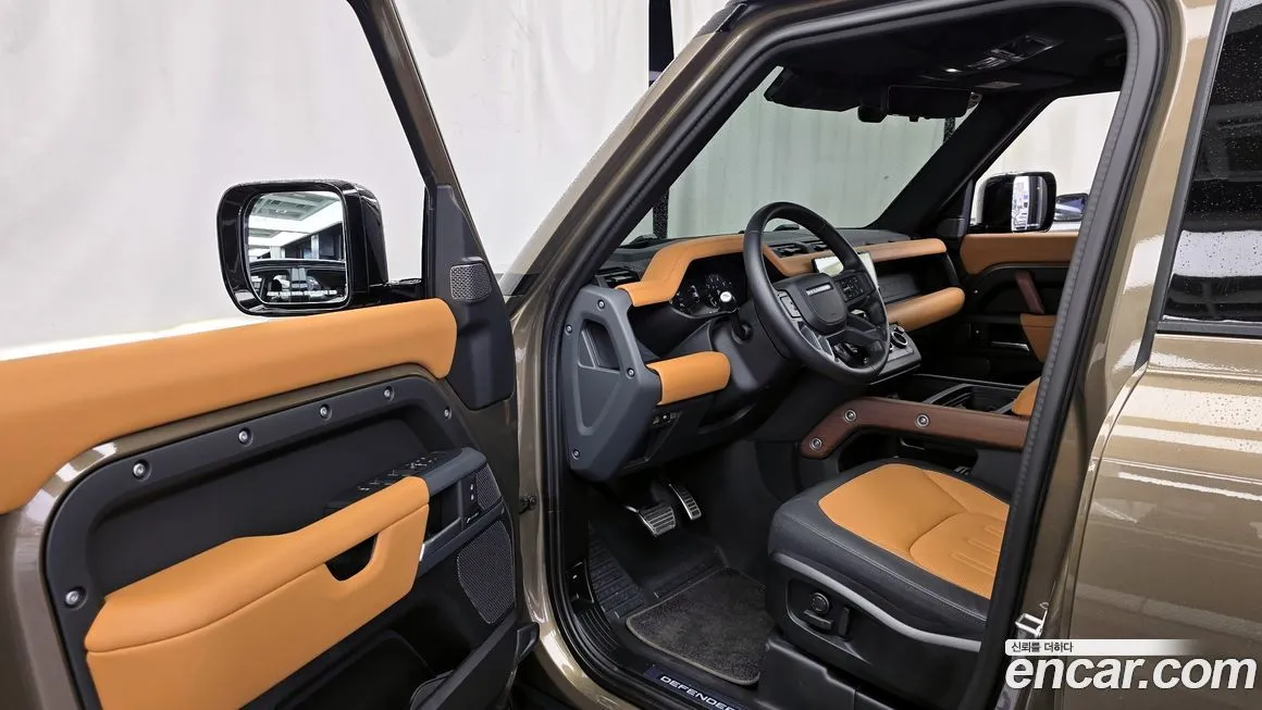 Land Rover Defender — фото 10