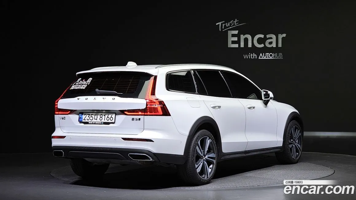 Volvo V60 — фото 2