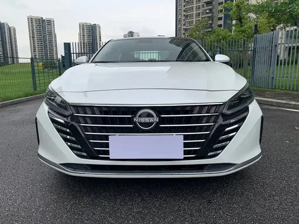 Nissan Teana — фото 2