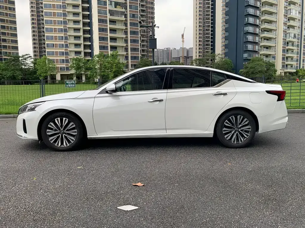 Nissan Teana — фото 7