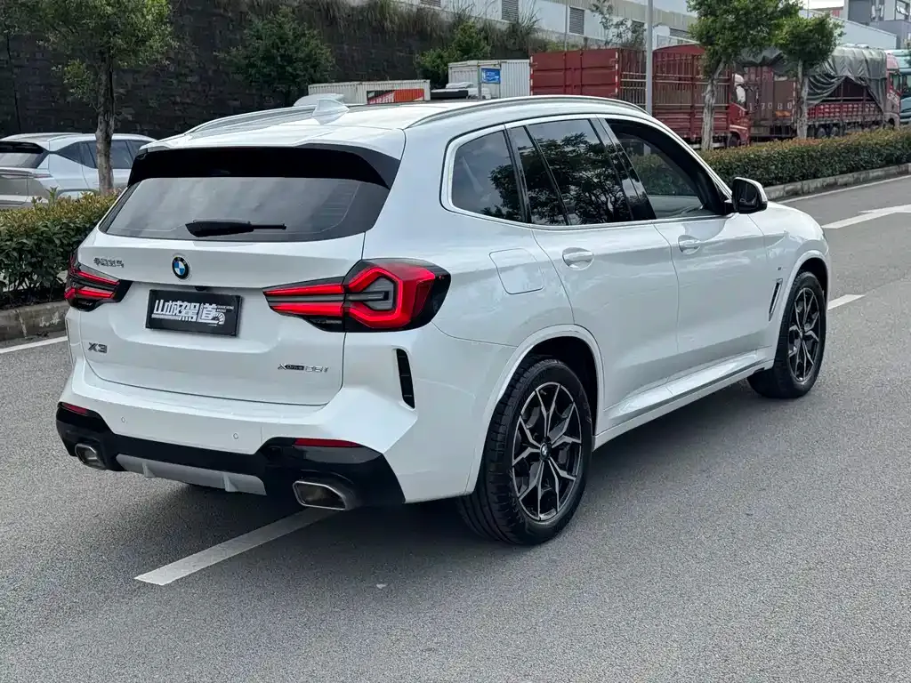 BMW X3 — фото 4