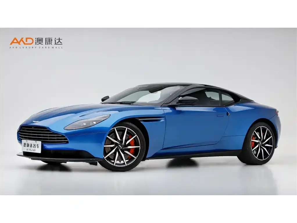 Aston Martin DB11 — фото 1