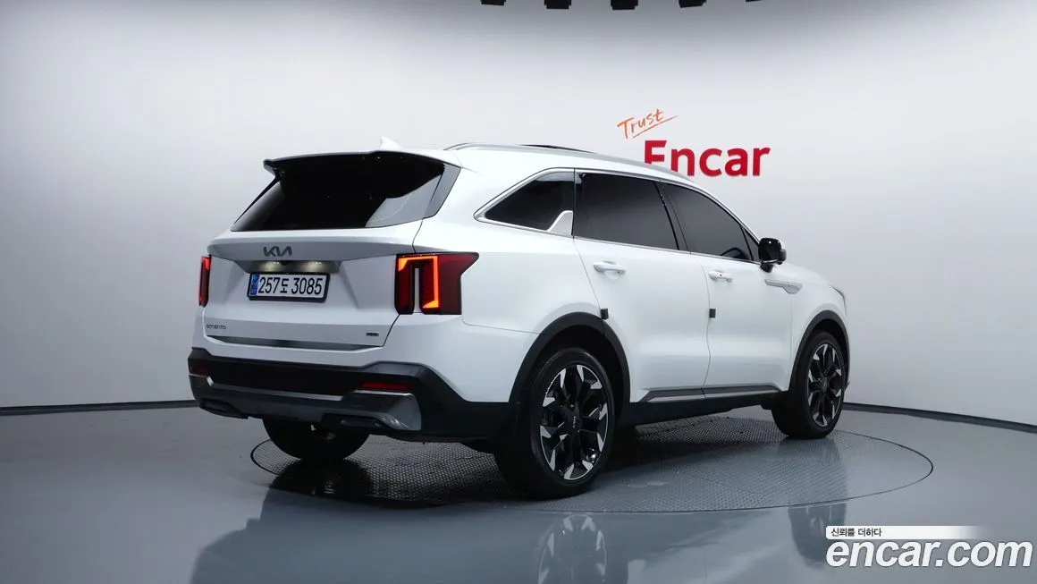 Kia Sorento — фото 2