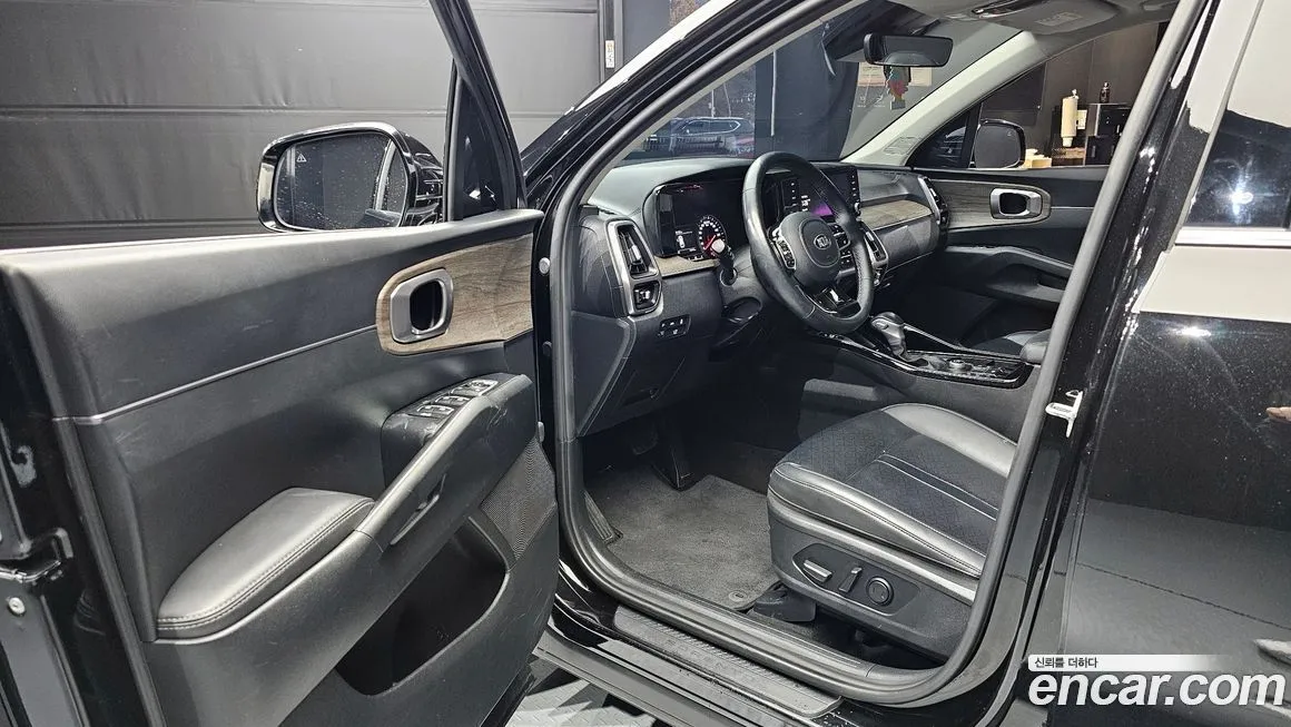 Kia Sorento — фото 10