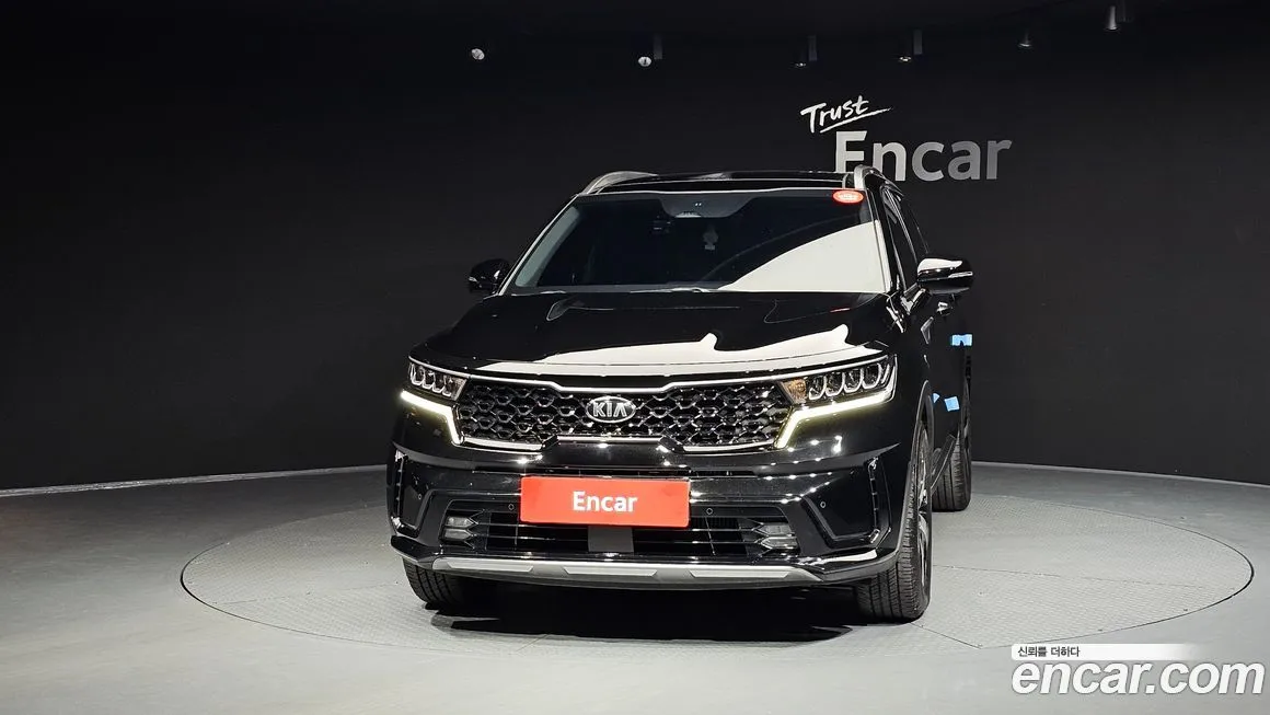 Kia Sorento — фото 3