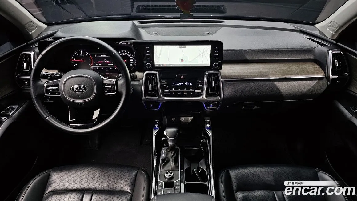 Kia Sorento — фото 7