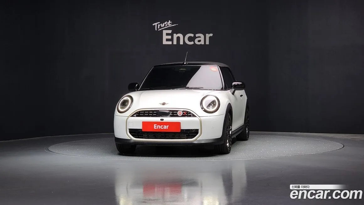 Mini Cooper Convertible — фото 3
