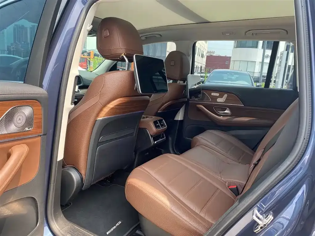 Mercedes-Benz GLS — фото 6