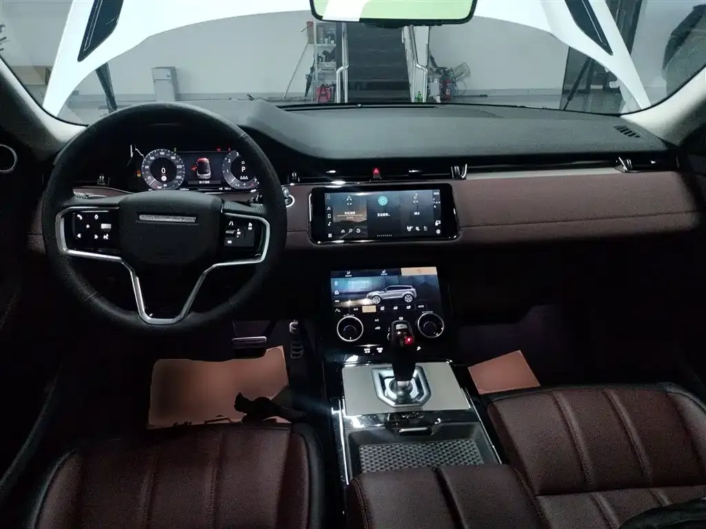 Land Rover Evoque — фото 10