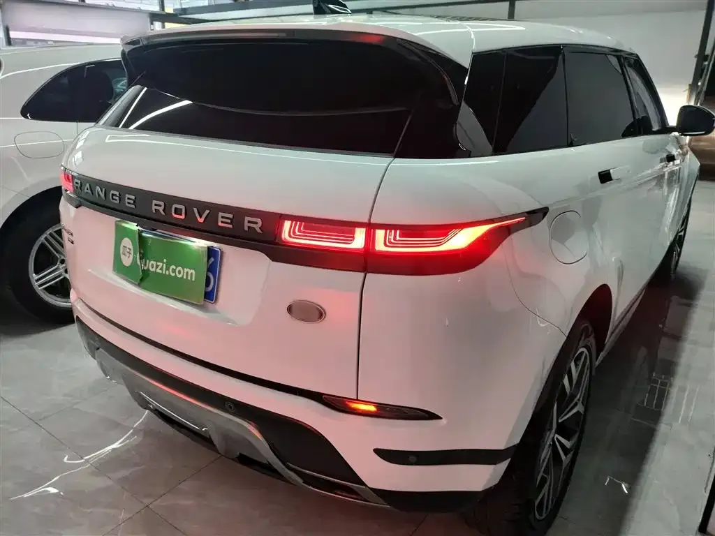 Land Rover Evoque — фото 6