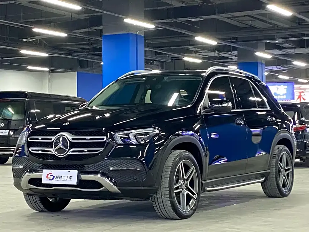 Mercedes-Benz GLE — фото 1