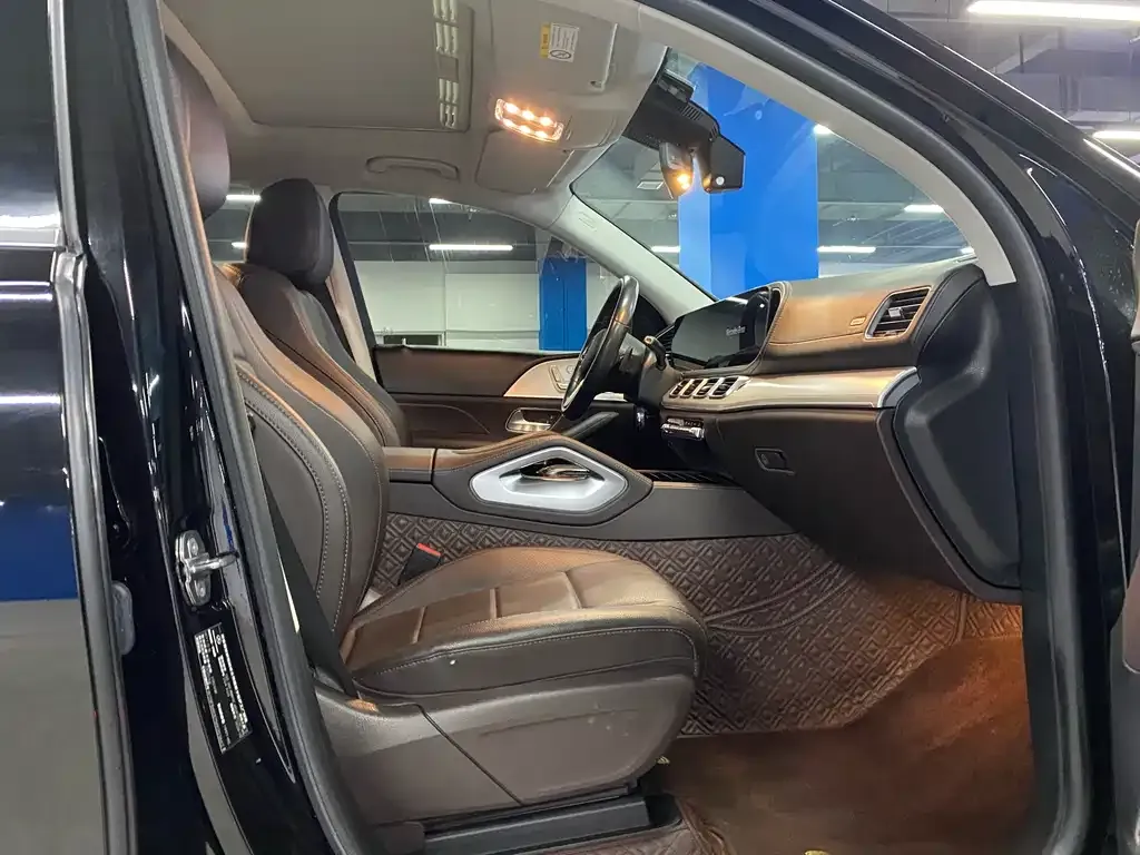 Mercedes-Benz GLE — фото 10