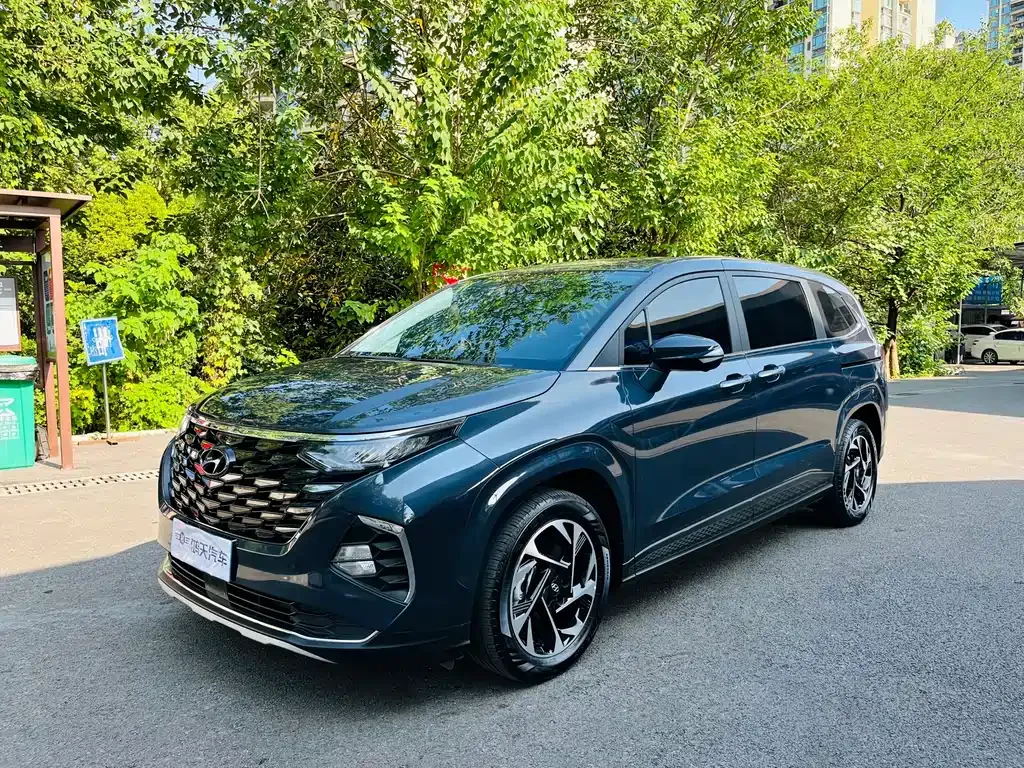 Hyundai Custo — фото 1