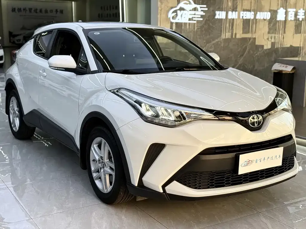 Toyota C-HR — фото 3