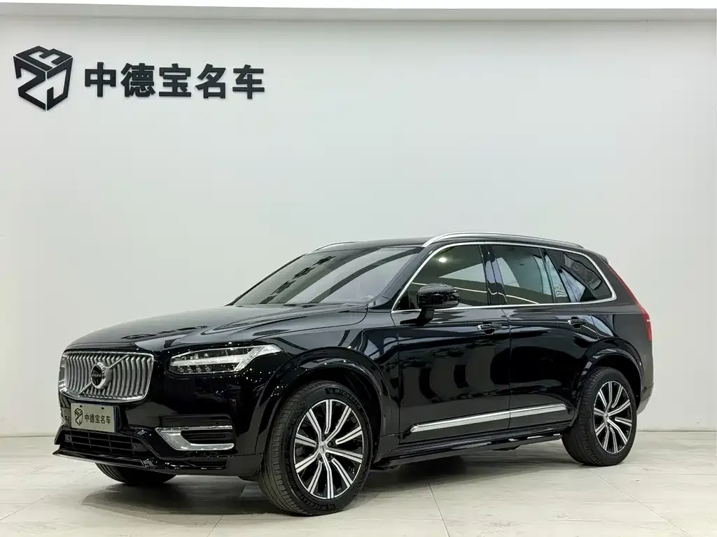 Volvo XC90 — фото 1