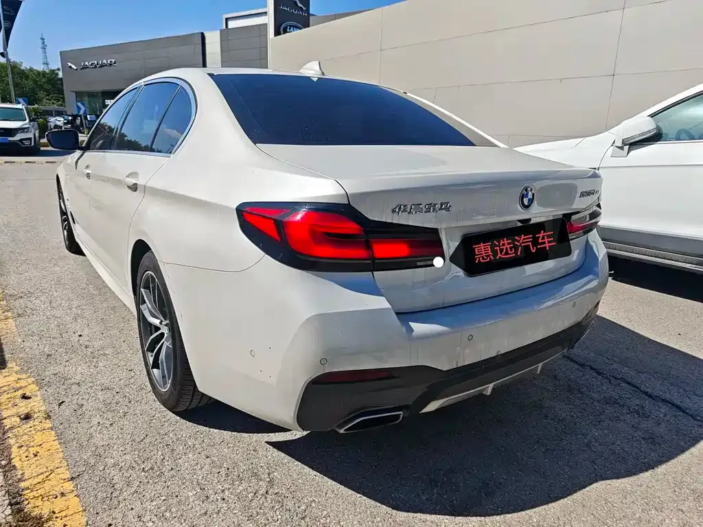 BMW 5 Series New Energy — фото 9