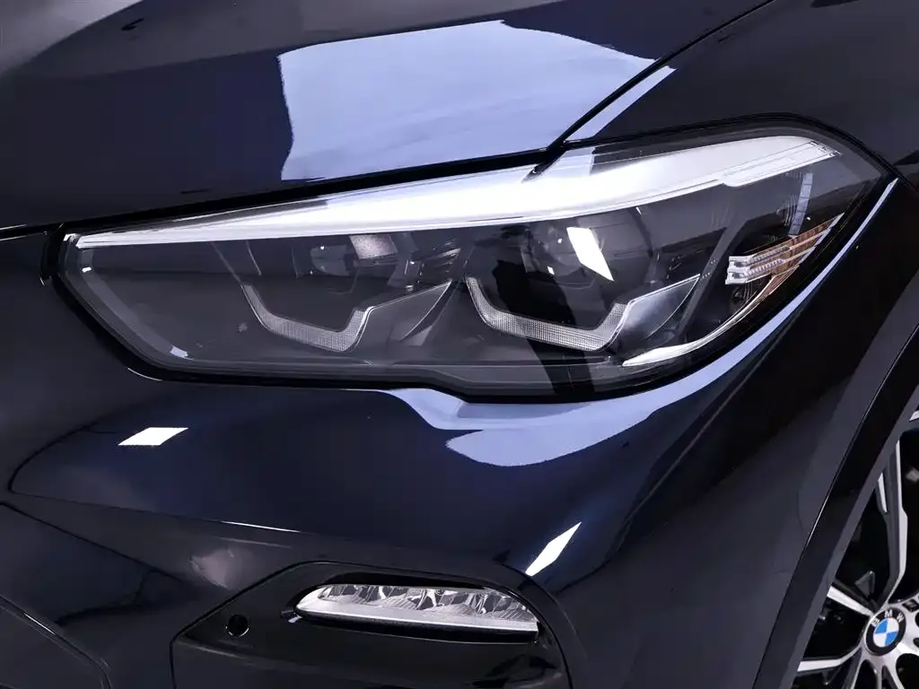 BMW X5 (Import) — фото 4
