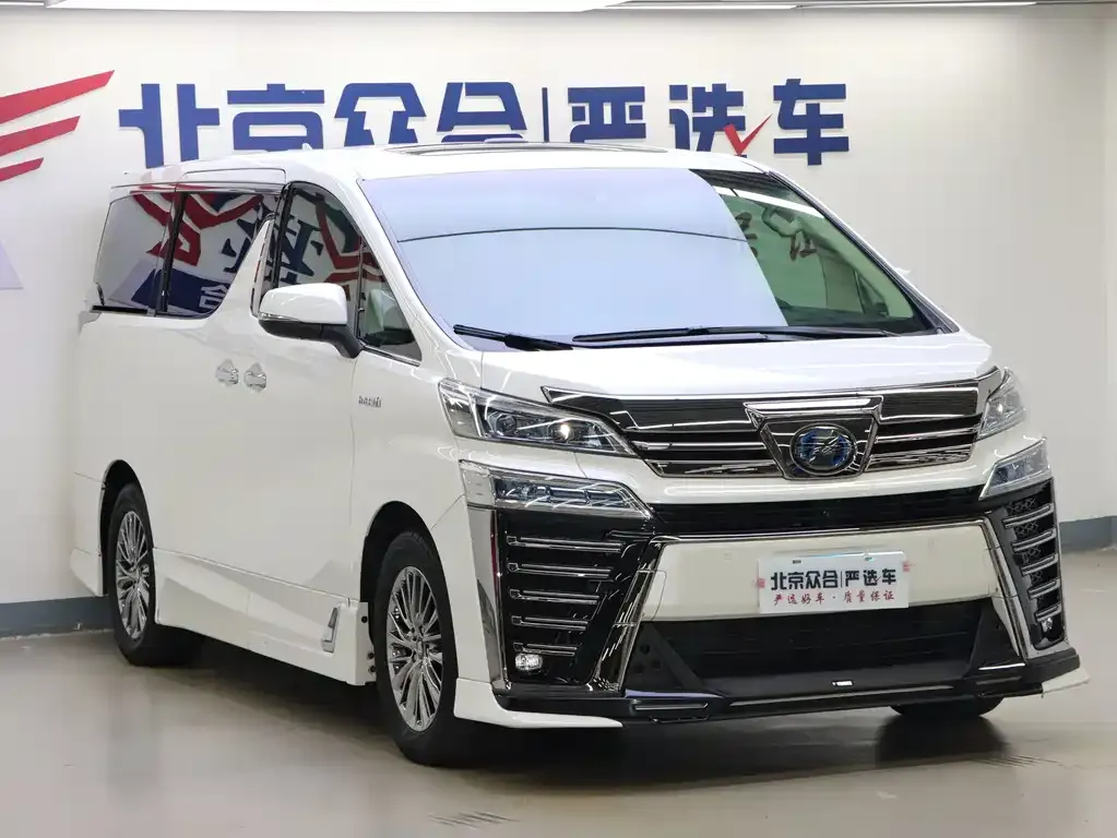 Toyota Vellfire — фото 2