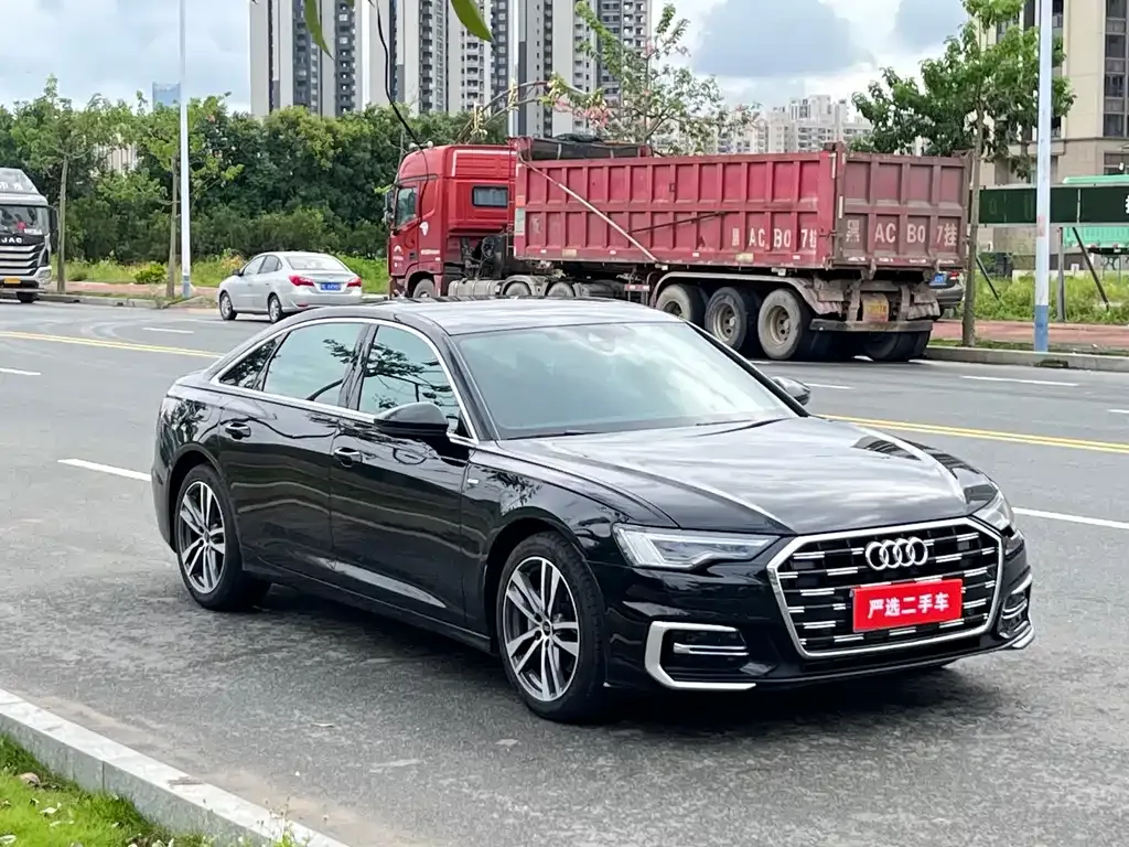Audi A6L — фото 2