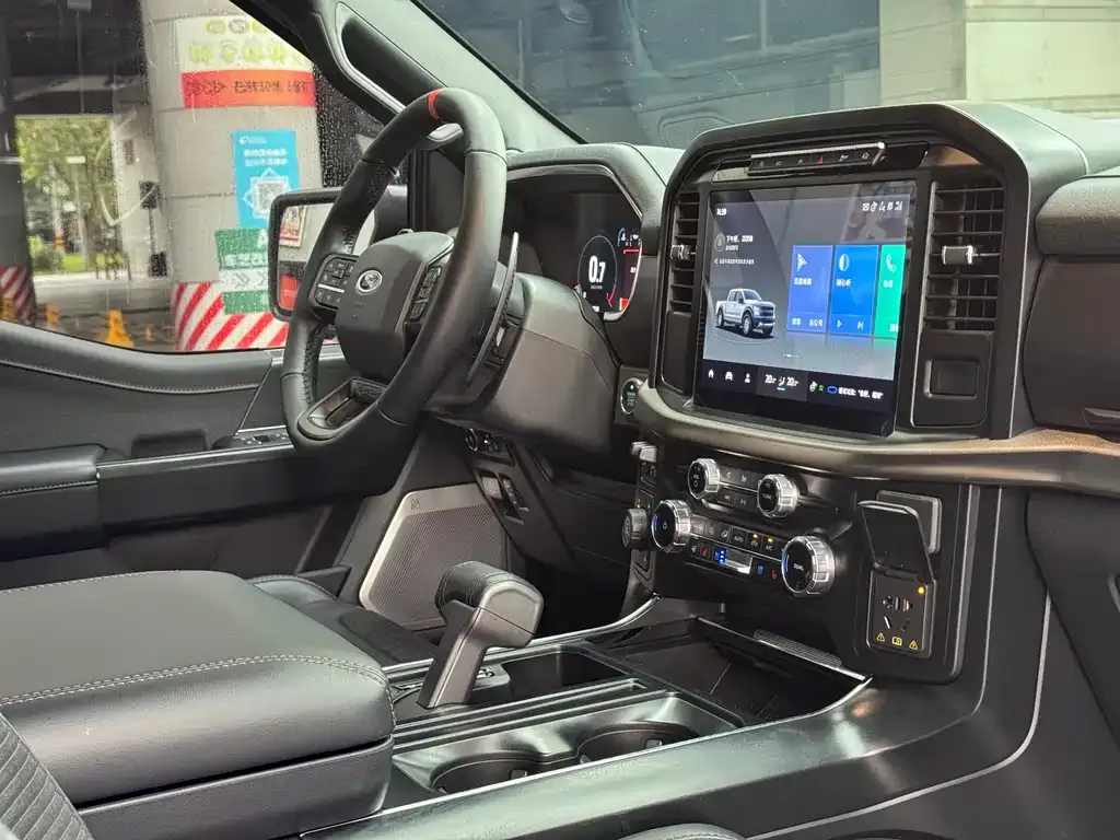 Ford F-150 Raptor — фото 10