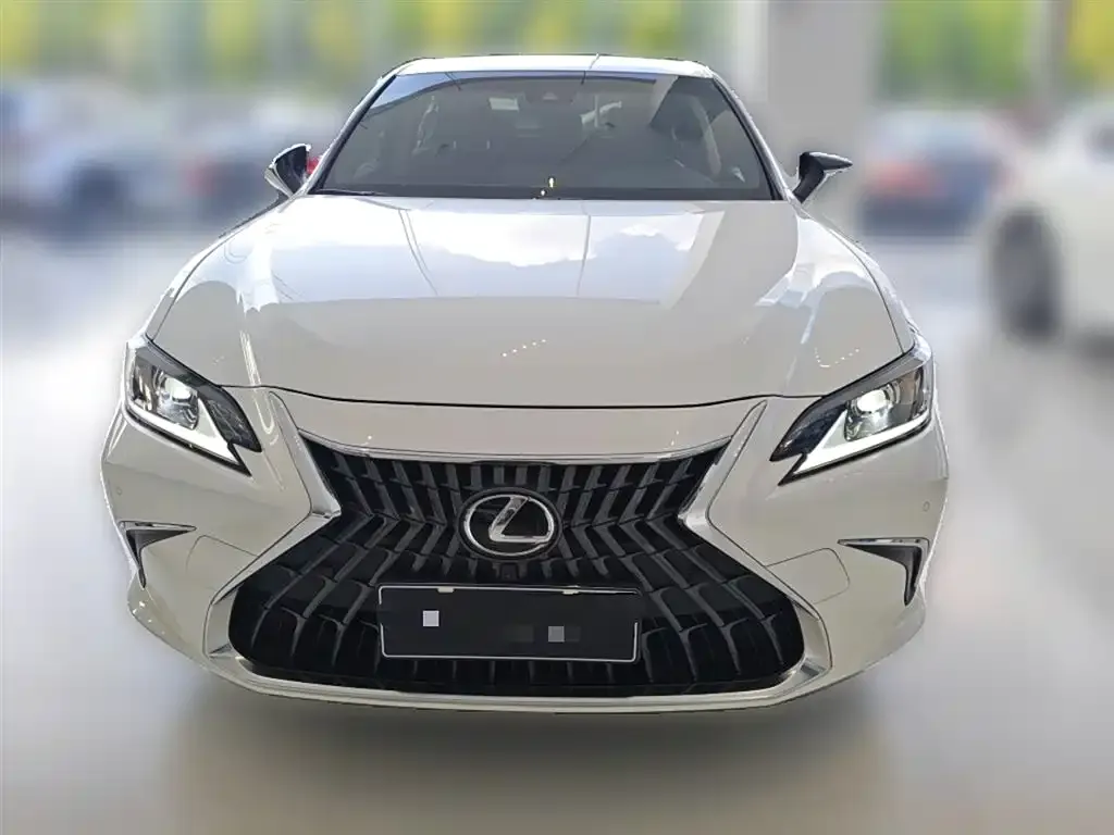 Lexus ES — фото 5