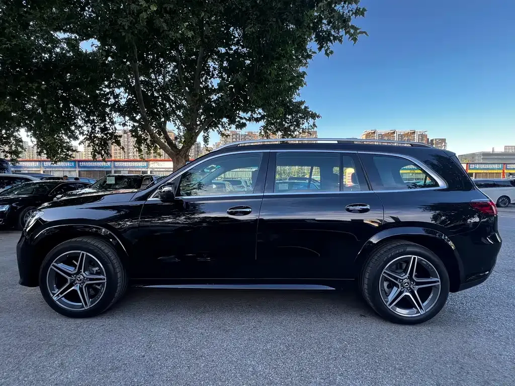 Mercedes-Benz GLS — фото 4
