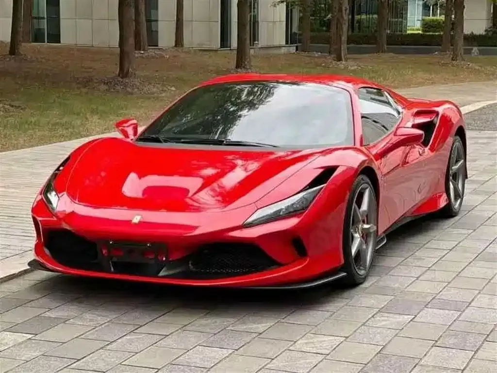 Ferrari F8 — фото 1