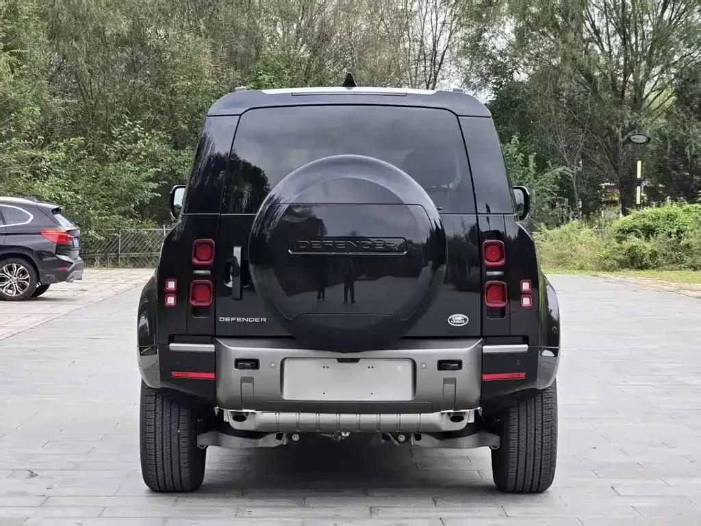 Land Rover Defender — фото 4
