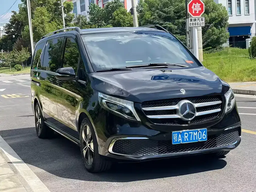 Mercedes-Benz V-Class — фото 3
