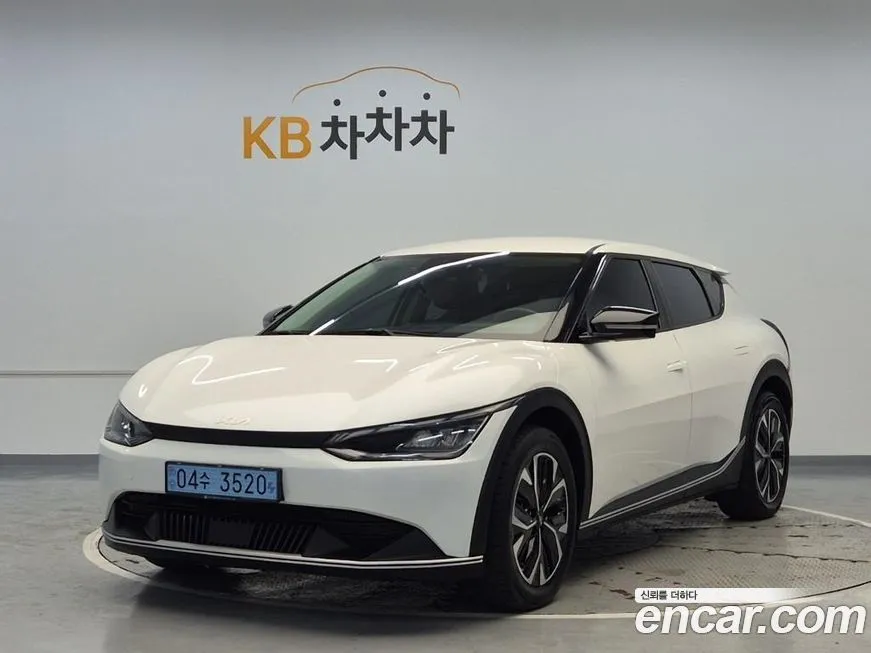 Kia EV6 — фото 1