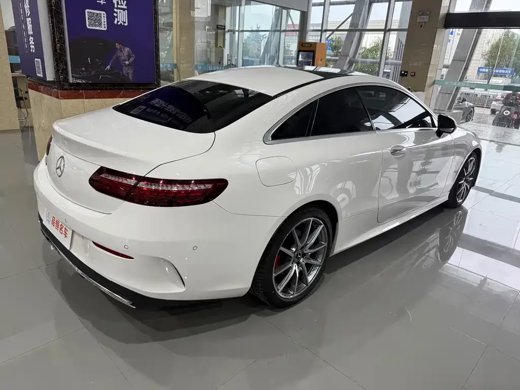 Mercedes-Benz E-Class (Import) — фото 5