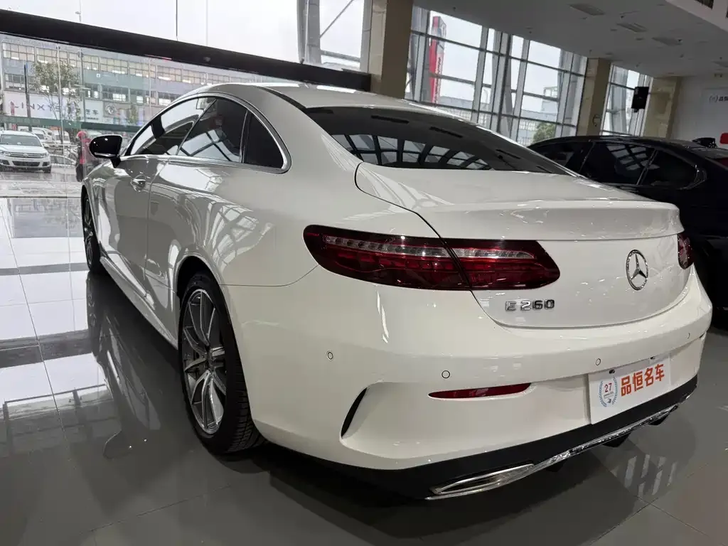 Mercedes-Benz E-Class (Import) — фото 6