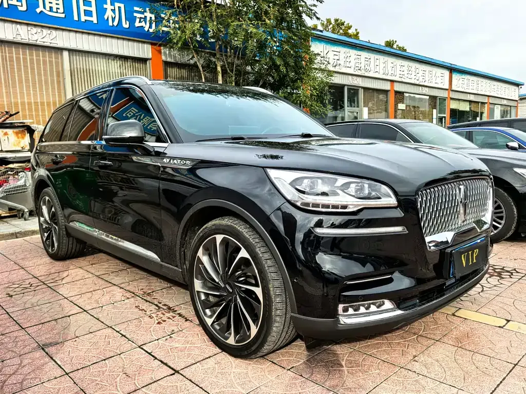 Lincoln Aviator — фото 3
