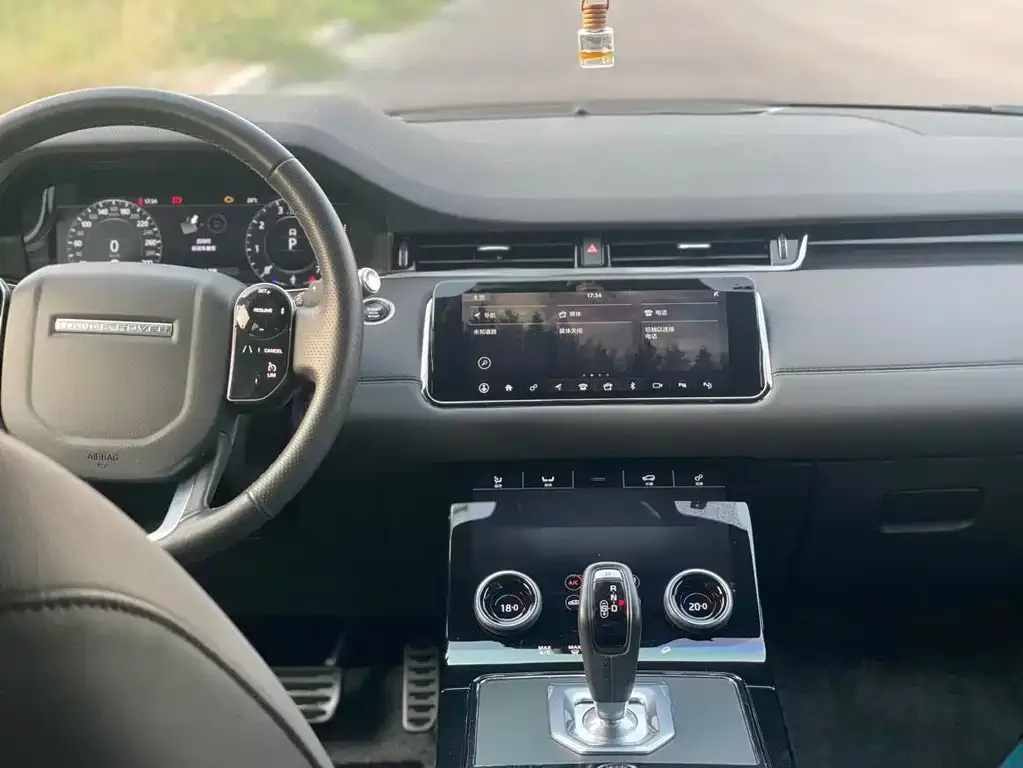 Land Rover Evoque — фото 10
