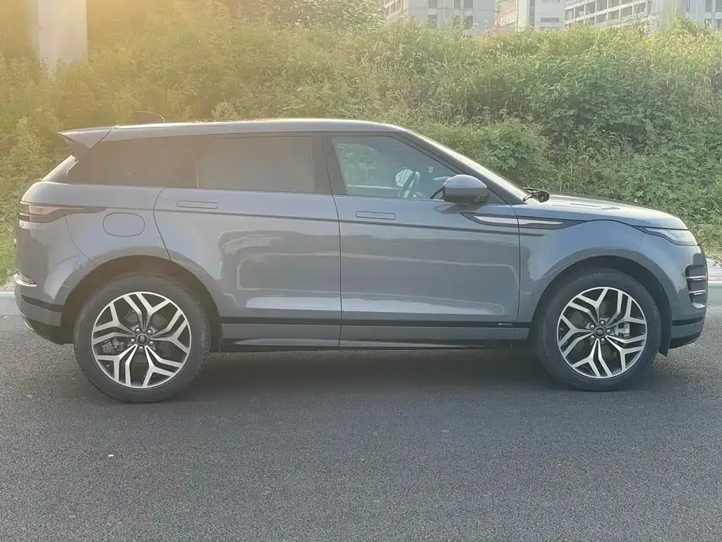Land Rover Evoque — фото 4