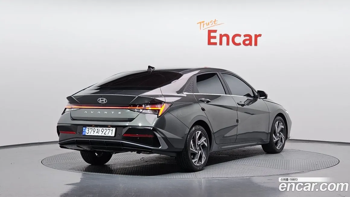 Hyundai AVANTE — фото 2