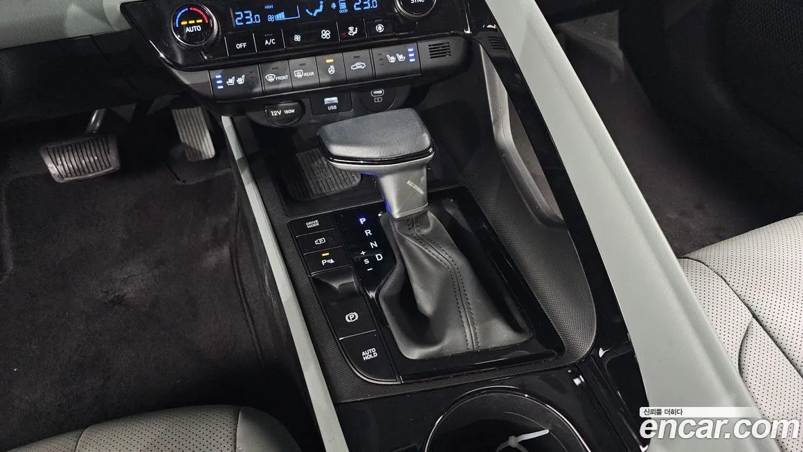 Hyundai AVANTE — фото 9