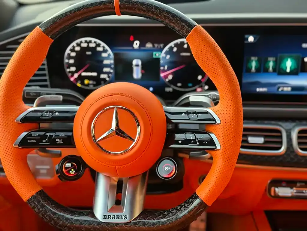 Mercedes-Benz GLS — фото 10