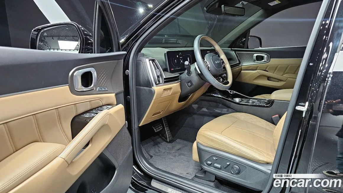 Kia Sorento — фото 10