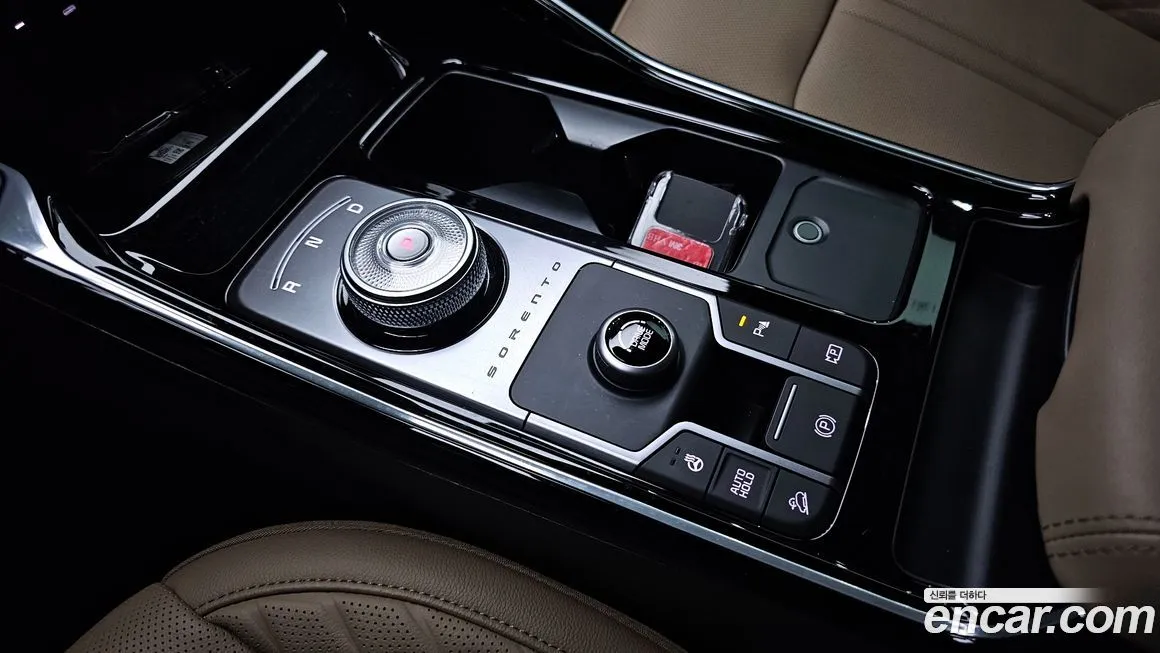 Kia Sorento — фото 9