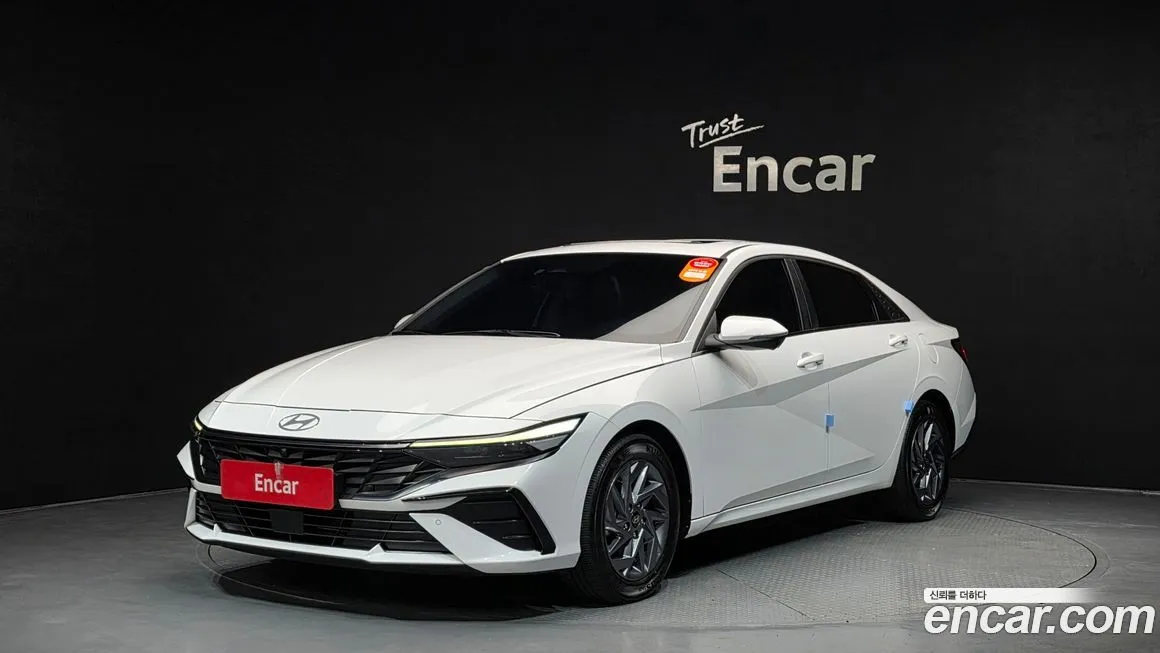 Hyundai AVANTE — фото 1