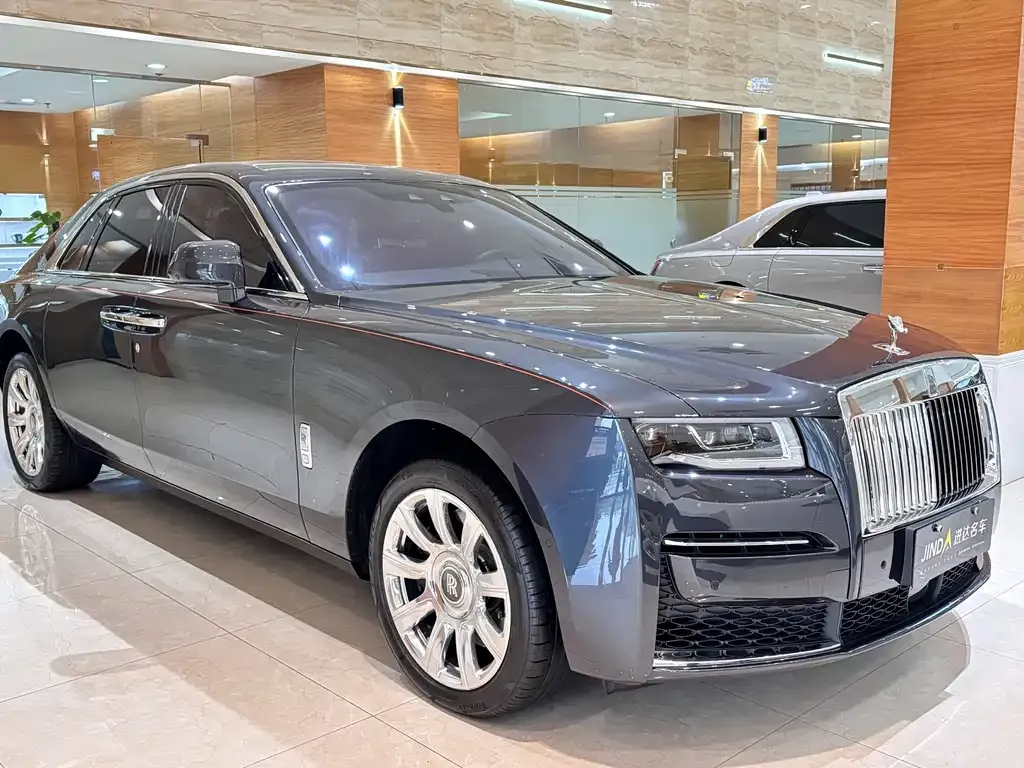 Rolls-Royce Ghost — фото 1