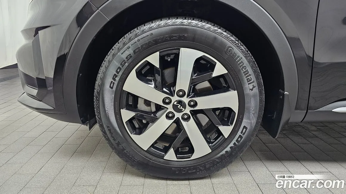 Kia Sorento — фото 5