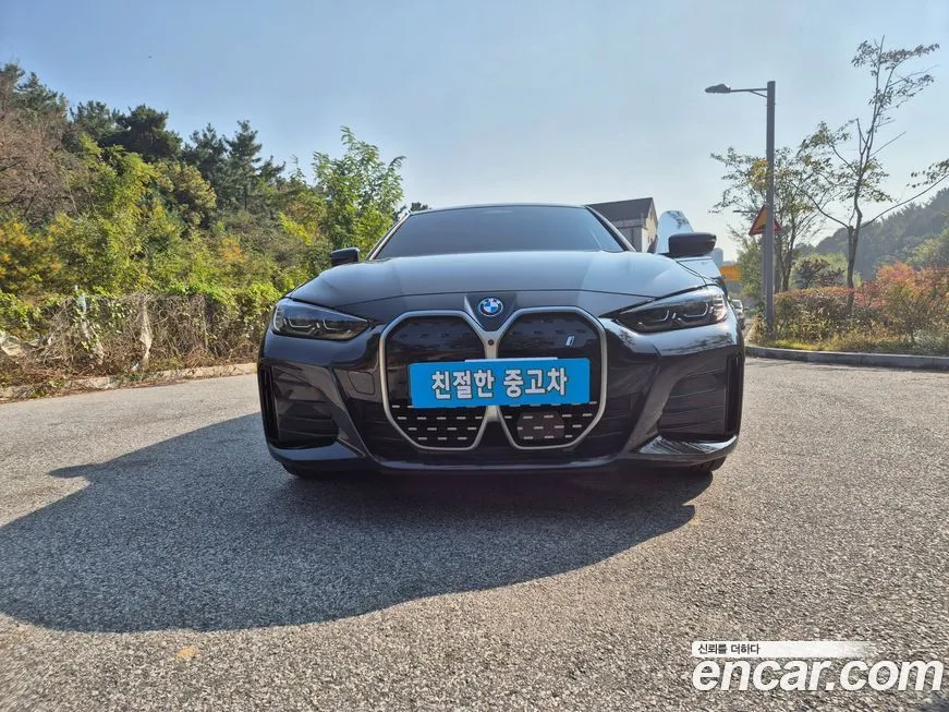 BMW i4 — фото 1